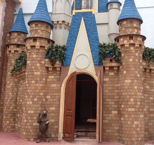 深圳景区玻璃钢卡通主题雕塑为您专业定制 深圳景区玻璃钢卡通主题雕塑为您专业定制