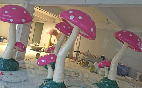 玻璃钢蘑菇雕塑造型精美河南地产定制