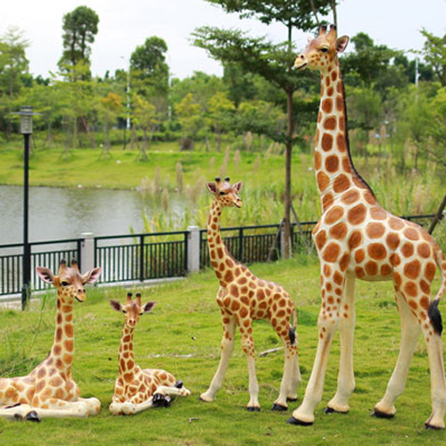 玻璃钢长颈鹿园林雕塑