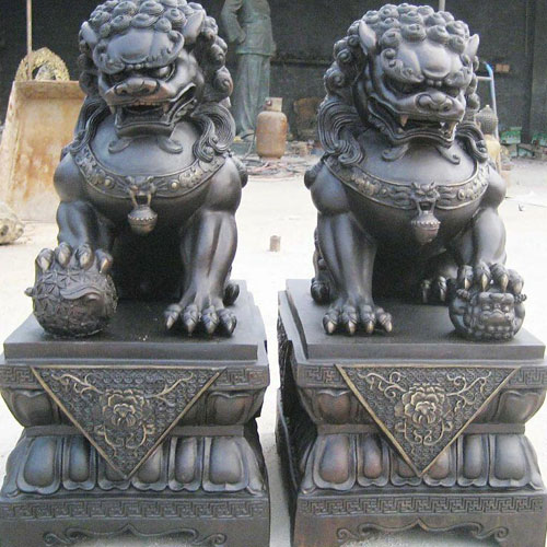 为什么现在都用玻璃钢雕塑代替石雕