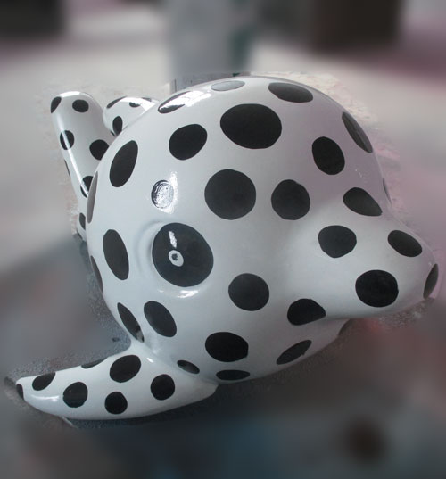 玻璃钢卡通小水鱼雕塑