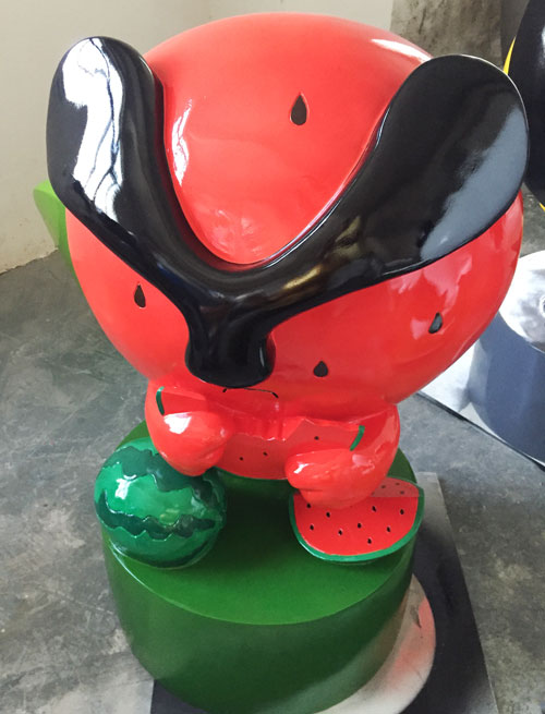 玻璃钢卡通公仔雕塑