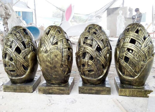 玻璃钢仿铜镂空灯雕塑 玻璃钢仿铜镂空灯雕塑