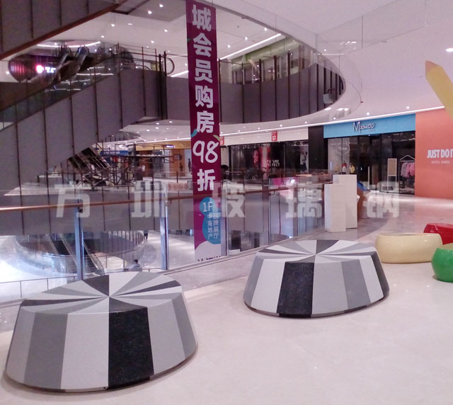 玻璃钢创意休闲椅 玻璃钢创意休闲椅