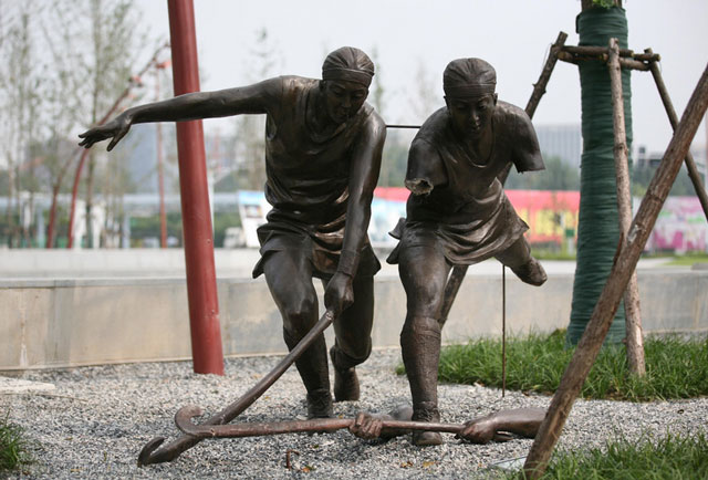 损坏的体育雕塑 损坏的体育雕塑