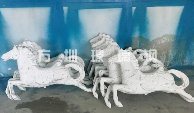 玻璃钢马雕塑 玻璃钢马雕塑