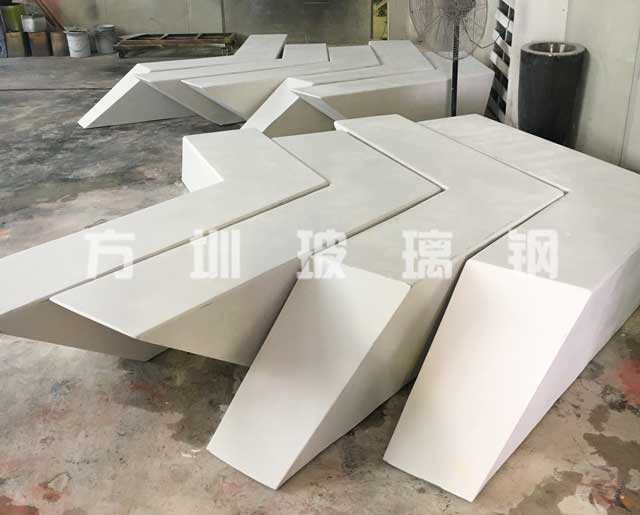 玻璃钢创意休闲椅 玻璃钢创意休闲椅