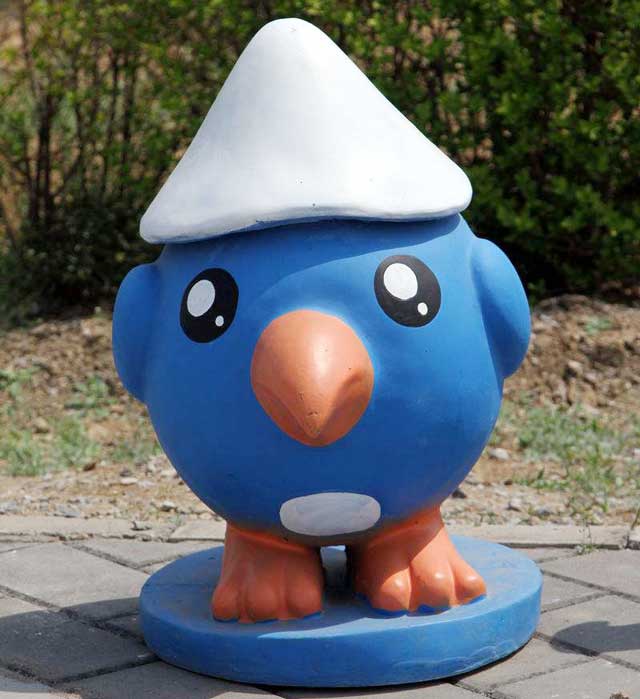 玻璃钢卡通雕塑小鸡 玻璃钢卡通雕塑小鸡