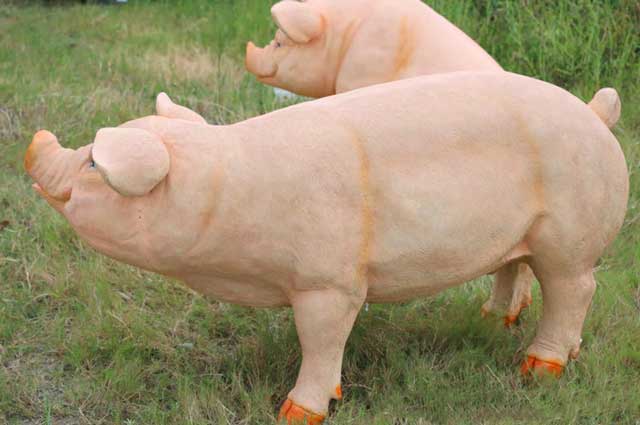 园林玻璃钢仿真猪雕塑 园林玻璃钢仿真猪雕塑