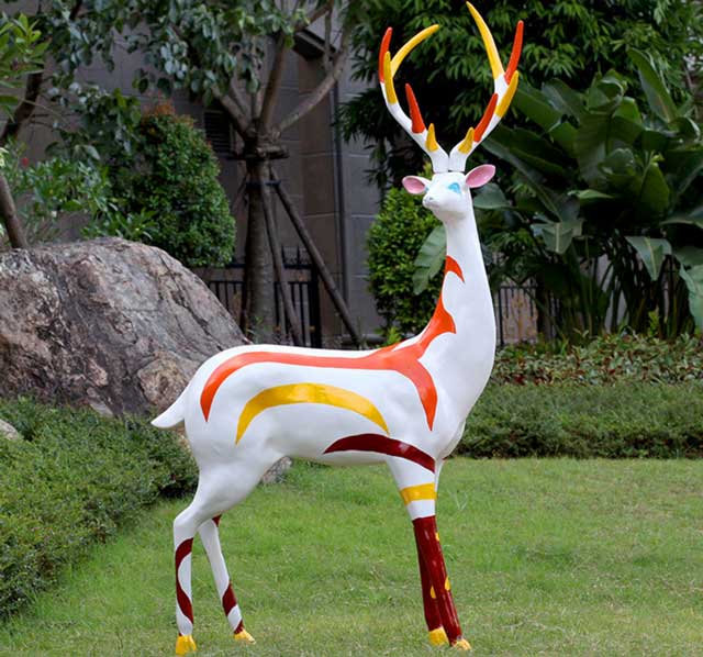 园林玻璃钢鹿雕塑 园林玻璃钢鹿雕塑