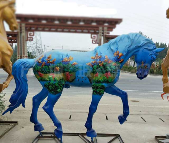 玻璃钢马雕塑 玻璃钢马雕塑