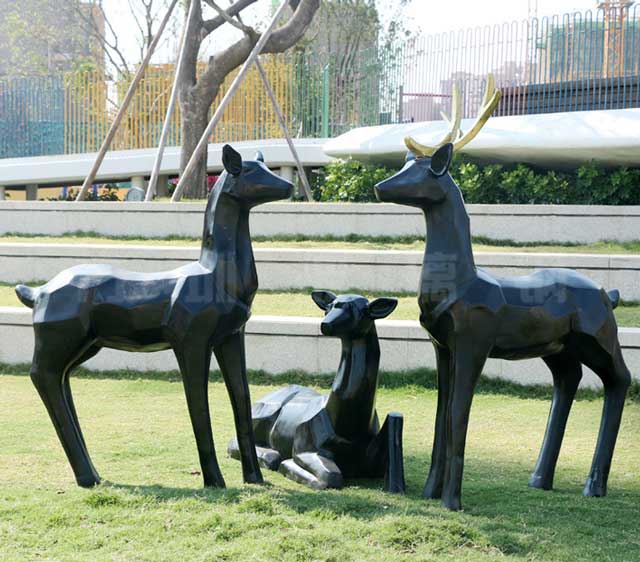 玻璃钢鹿雕塑