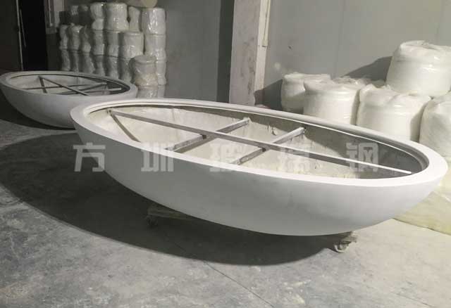 武汉客户定制大型玻璃钢美陈花盆装扮商场美陈