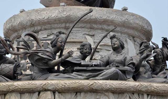 中国唐代的雕塑的文化渊源