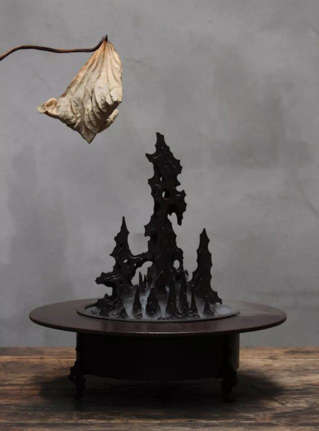 杨东鹰:用超级平面方式做雕塑可以很中国