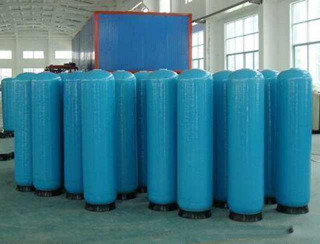 水处理设备中的玻璃钢罐体为什么经常性被吸扁？