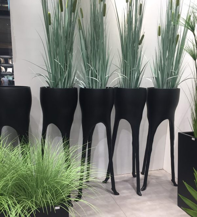 玻璃钢室内烤漆三角花盆