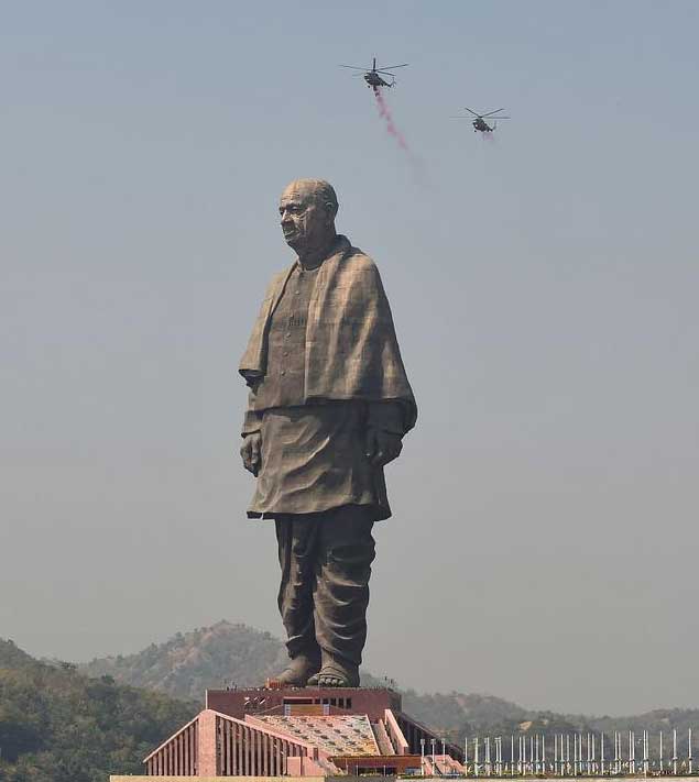 世界最高雕塑印度揭幕，耗资32亿引发民众不满