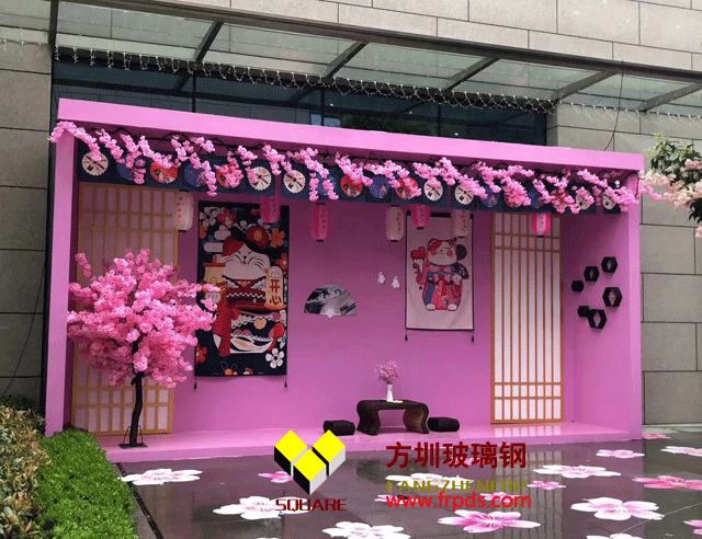 商场日式风格玻璃钢造型装饰