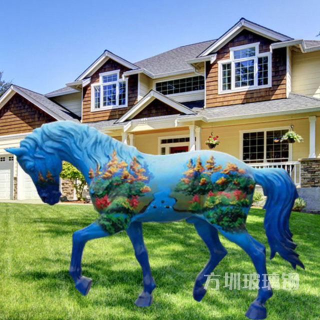 彩绘玻璃钢马雕塑