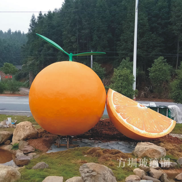 为什么要选择玻璃钢雕塑