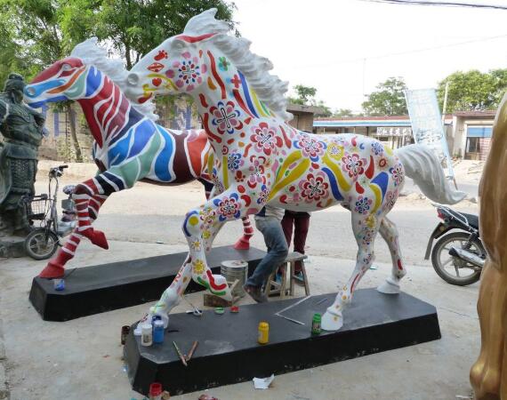 玻璃钢雕塑为什么很多人喜欢？