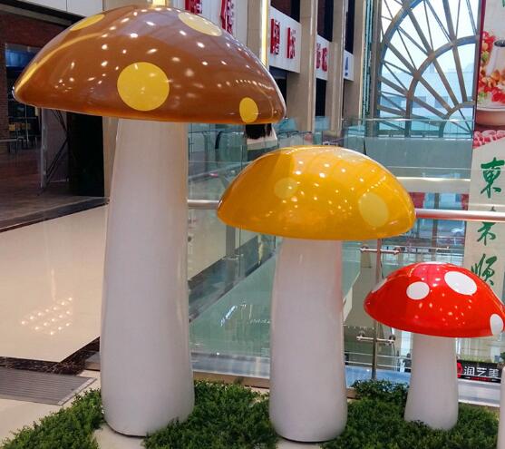 卡通蘑菇玻璃钢雕塑厂