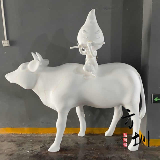 户外玻璃钢景观人物雕塑