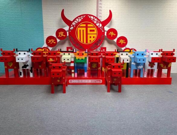 玻璃钢雕塑价格贵吗？