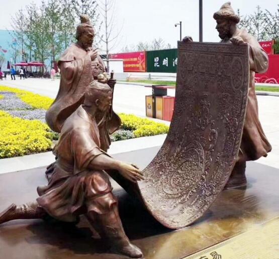 玻璃钢人物雕塑设计给您好的建议