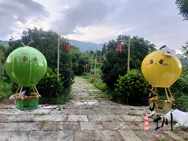 不锈钢雕塑，玻璃钢雕塑的日常知识