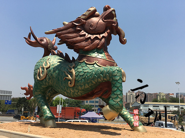 城市广场玻璃钢麒麟雕塑