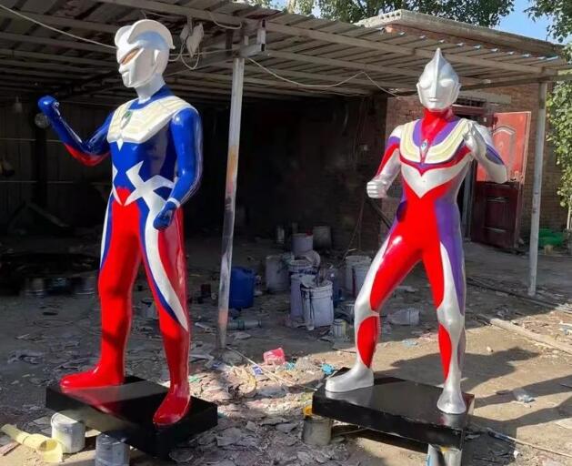 玻璃钢奥特曼雕塑造型