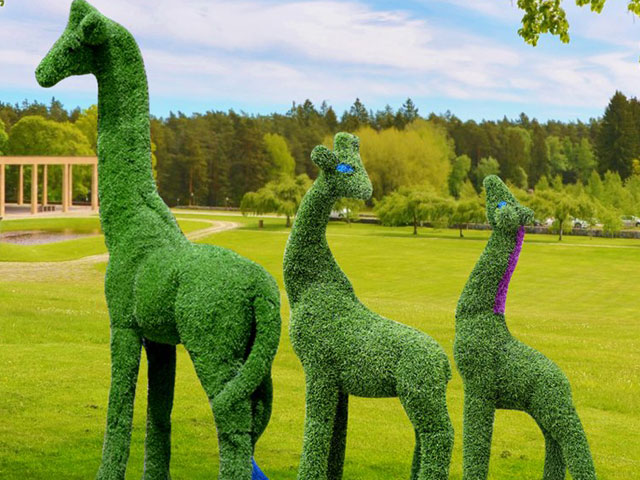 玻璃钢加植绒大象长颈鹿动物雕塑