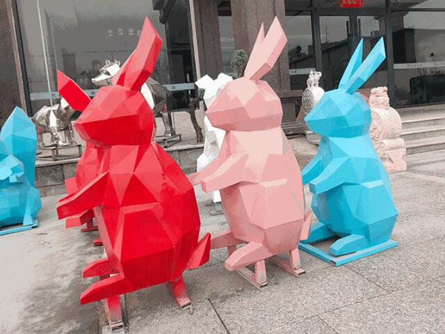 切面抽象玻璃钢巨型兔子雕塑美陈装饰
