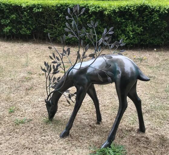 公园小区景观玻璃钢鹿雕塑