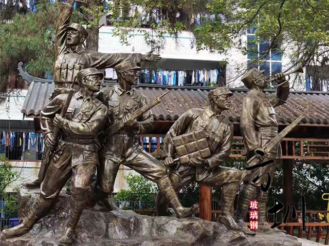 革命玻璃钢狼牙山五壮士雕塑