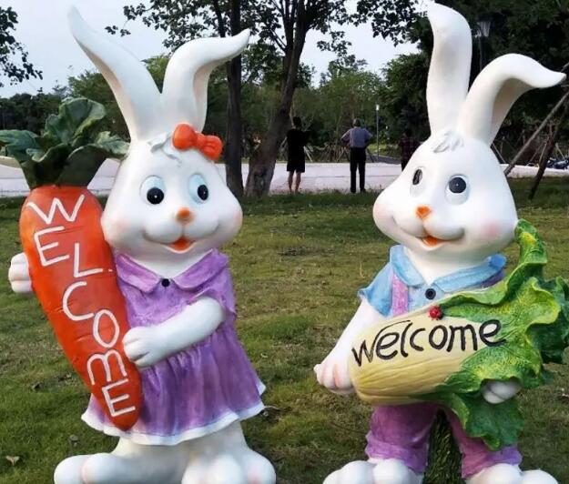 2023年春节装饰生肖兔玻璃钢雕塑