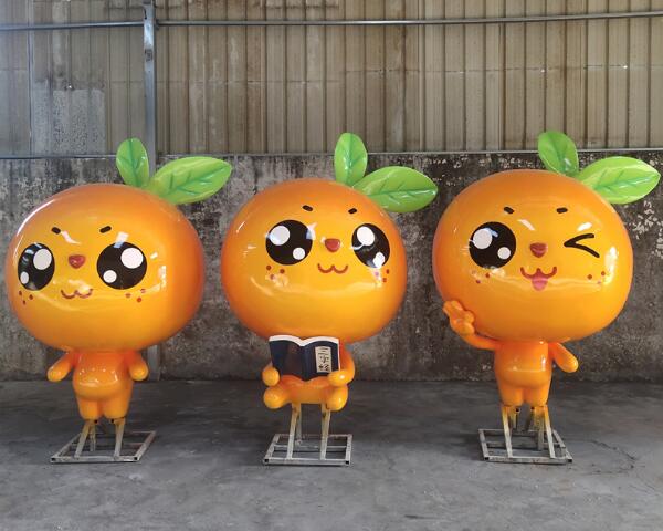 浓红色的玻璃钢红蜜桔雕塑