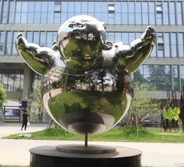 玻璃钢城市景观雕塑的缺陷