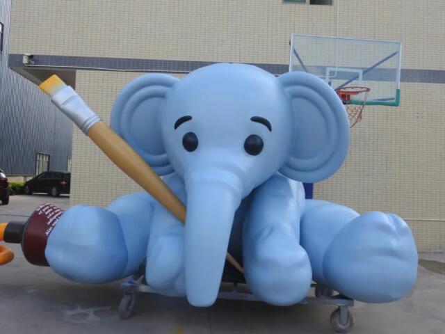 什么才是玻璃钢雕塑呢?