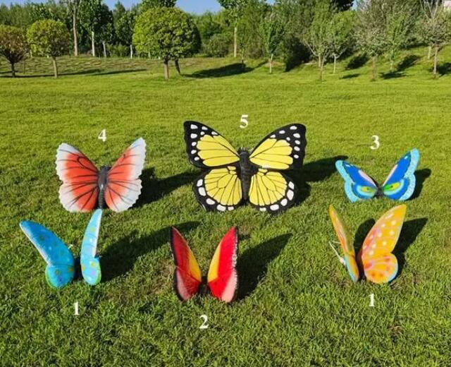 公园玻璃钢仿真蝴蝶雕塑