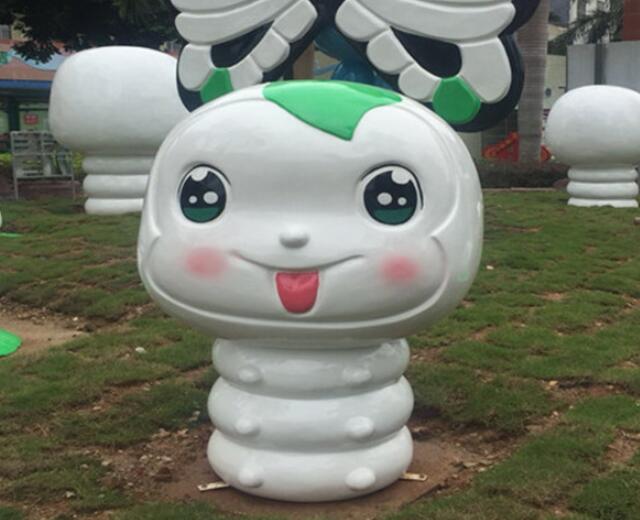 制作玻璃钢雕塑需要注意什么