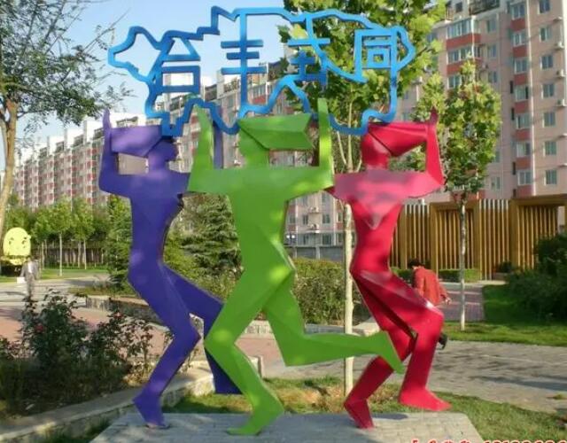 户外不锈钢人物雕塑定制