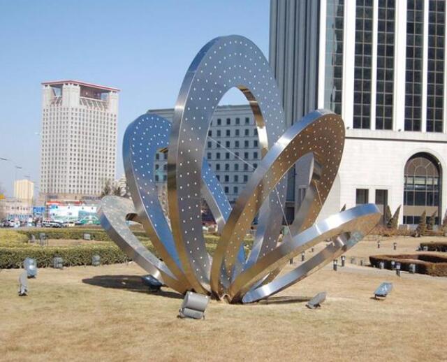 定制城市不锈钢大型雕塑需要多长时间