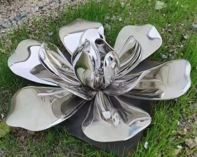 不锈钢花朵雕塑装饰摆件