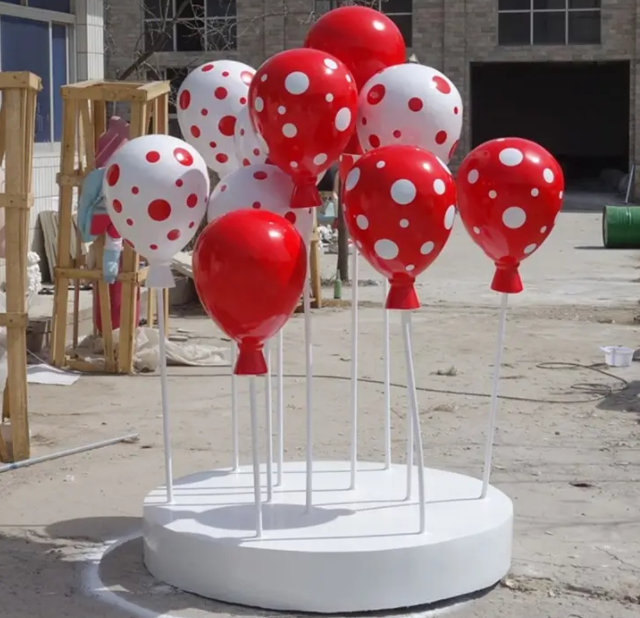 城市广场玻璃钢彩色气球雕塑