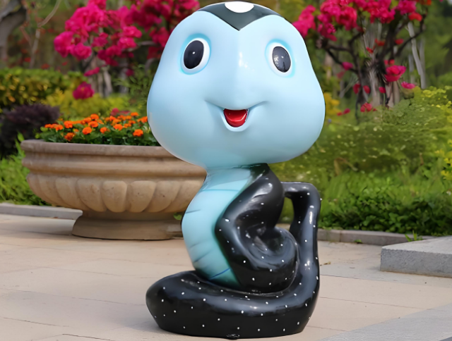 玻璃钢生肖蛇雕塑，艺术与魅力的完美融合