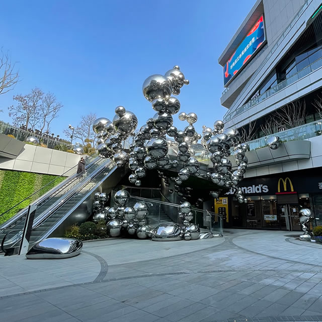 购物商场镜面不锈钢气球雕塑