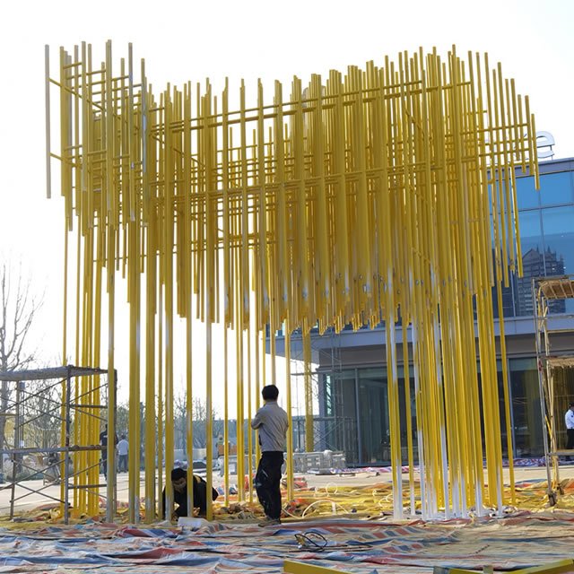 抽象不锈钢管大象雕塑